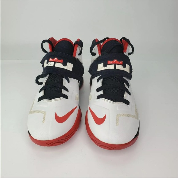 Nike Lebron Zoom Soldier 7 Shoes GS Size 6.5 Youth - Picture 2 of 8